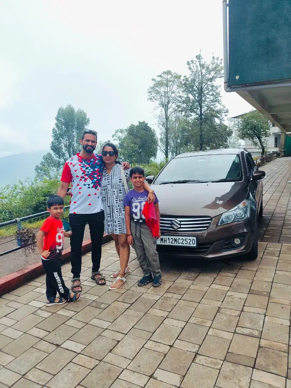 Pune Mumbai Cab Service - Trip Triangles